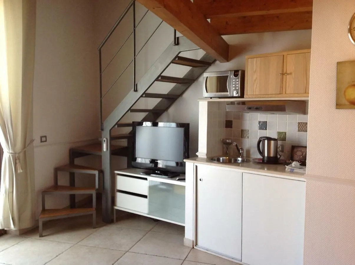 Bed & Breakfast La Casa Nel Sole - Boutique B&B Bari