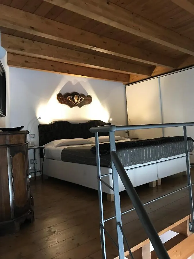 ** Bed & Breakfast La Casa Nel Sole - Boutique B&B Bari Italy